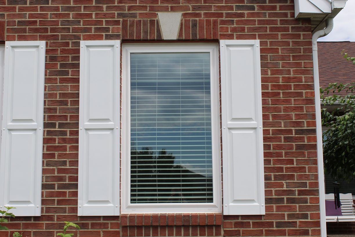 Dennis window
